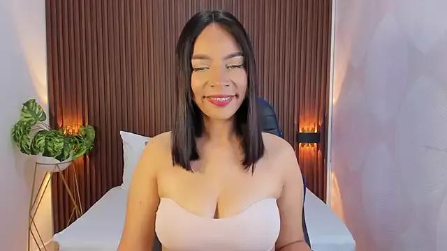 evelin_33 from StripChat