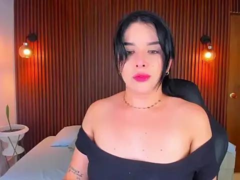 evelin_lopezz from StripChat