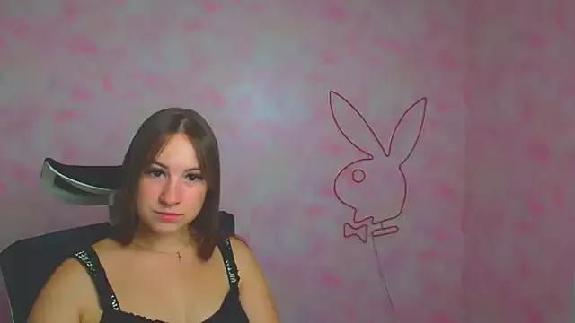 Evelina_GG from StripChat