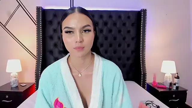 Try our streaming cams variety and talk on a personal level with our adorable girls streamers, showing off their bountiful shapes and dildos.