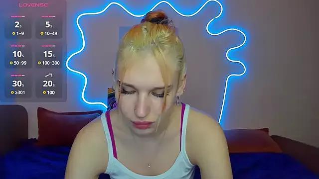 Try our streaming cams variety and talk on a personal level with our adorable girls streamers, showing off their bountiful shapes and dildos.