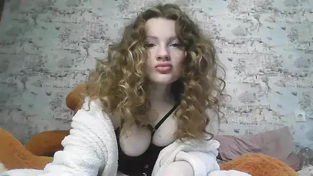 Eveline_May from StripChat