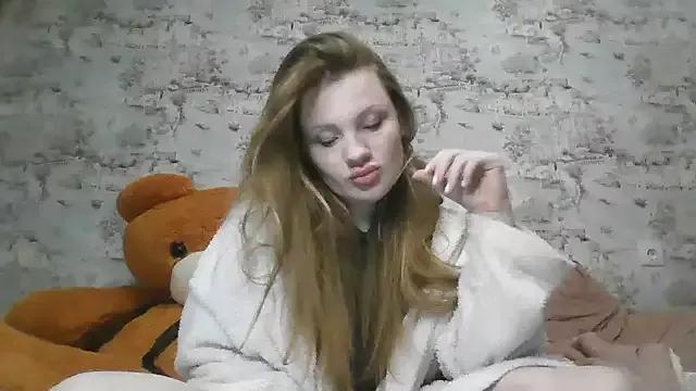 Eveline_May from StripChat