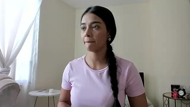 evely_coelloo from StripChat