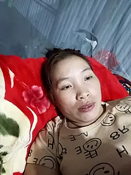 Evelyn-n on StripChat 