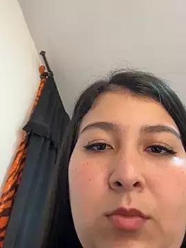 evelyn_1702 from StripChat