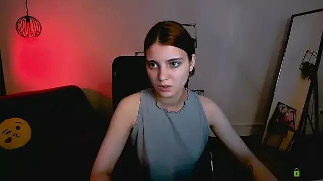 evelyn_muse from StripChat