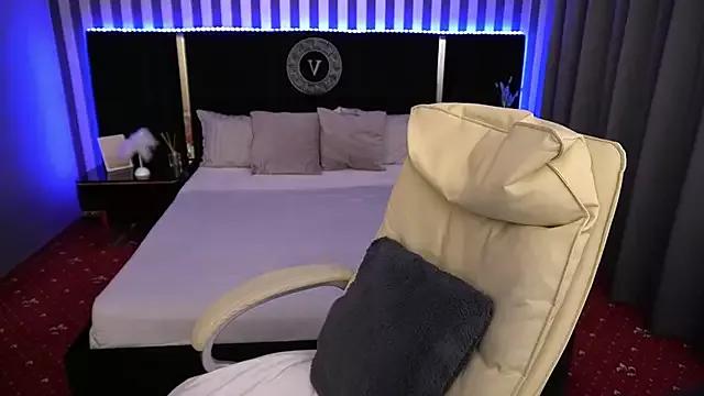 Evelyn_Rush from StripChat
