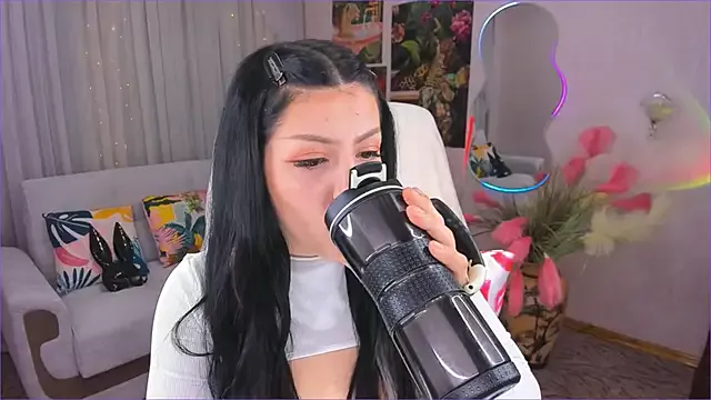 Evelyn_San on StripChat 