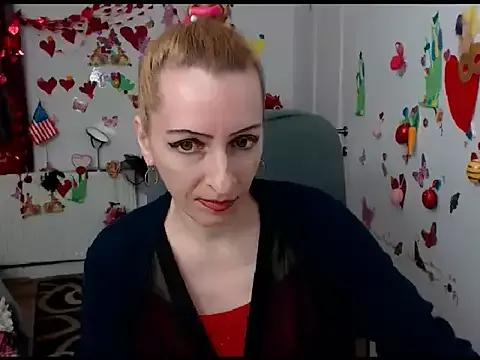 EvelynAngell from StripChat