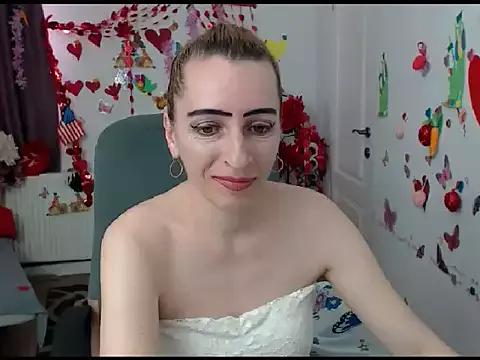 EvelynAngell from StripChat