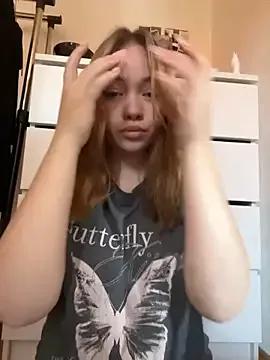 Evelyne_Noir from StripChat is Freechat