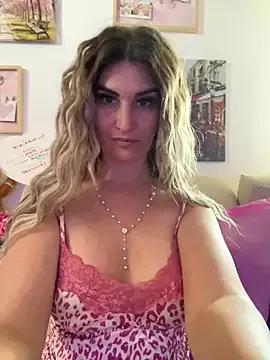 EvelynFrances from StripChat