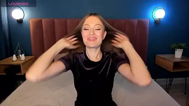 EvelynPoole from StripChat