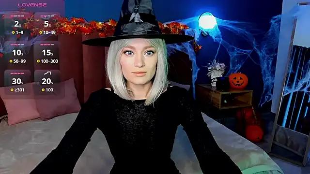 EvelynPoole from StripChat