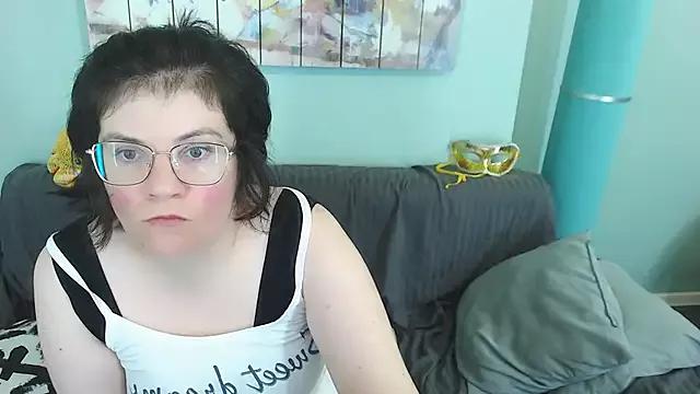 EverlyRays from StripChat is Private