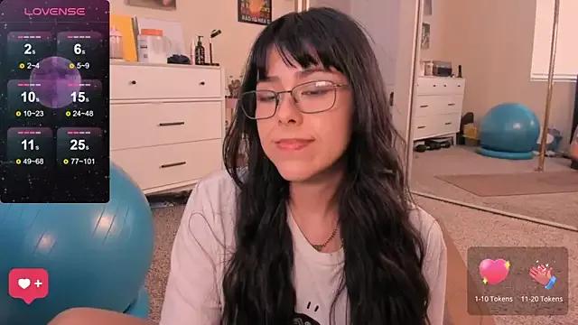 Evie-Luna from StripChat