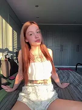 EvvaLove from StripChat