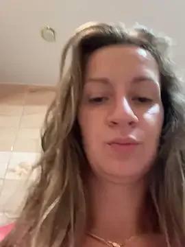 EvvaMur from StripChat