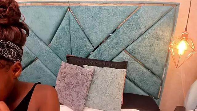 EXOTIC_EBONY_ from StripChat is Freechat