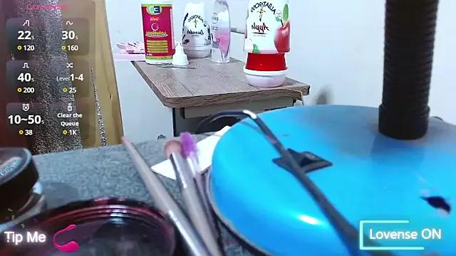 Try our streaming cams variety and talk on a personal level with our adorable girls streamers, showing off their bountiful shapes and dildos.