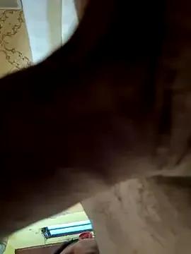 Ezeveron from StripChat is Freechat