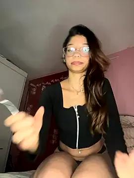 FadaPerigosa from StripChat