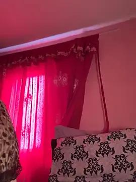 FadaPerigosa from StripChat