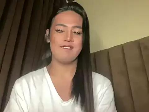 fallon_empress143 from StripChat