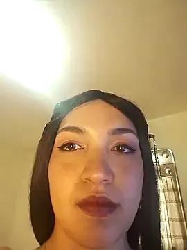 FallsForHerSmile from StripChat