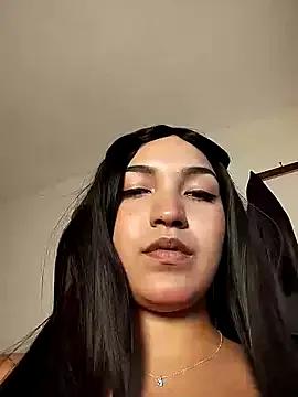 FallsForHerSmile from StripChat