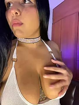 Fancyxlove from StripChat is Freechat