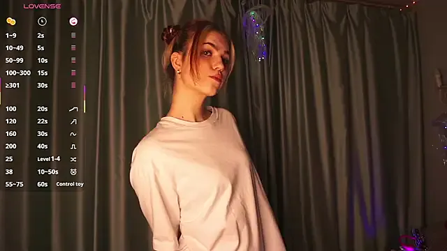 FannyRay on StripChat 