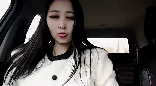 Fannywell on StripChat 