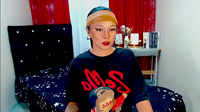 fantasticsophia69 from StripChat is Freechat