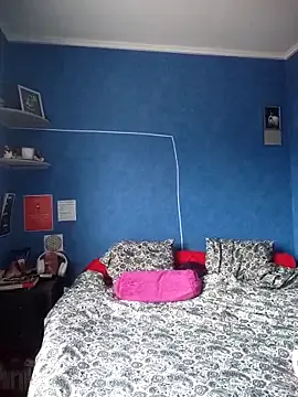 Feelineducentre on StripChat 