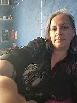 Feelineducentre from StripChat is Freechat