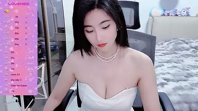 FeiFei-babe from StripChat