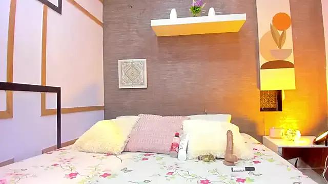 Try our streaming cams variety and talk on a personal level with our adorable girls streamers, showing off their bountiful shapes and dildos.
