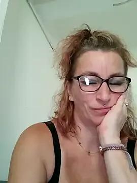 Fifi83Bell from StripChat is Freechat