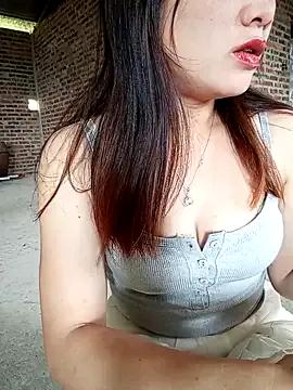 Findongg from StripChat