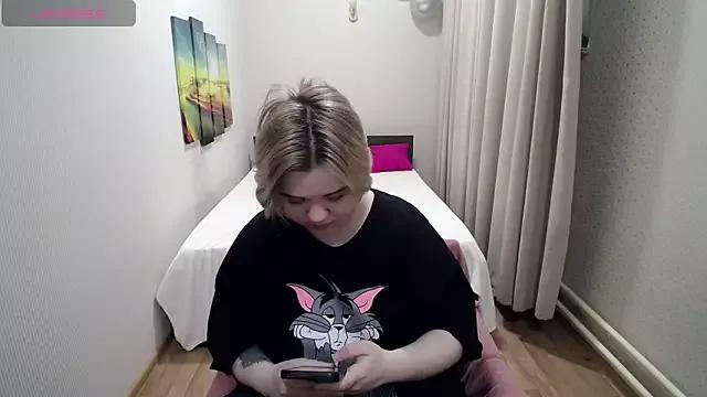 Finna_39 from StripChat
