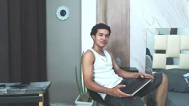 fire_and_moon from StripChat is Freechat