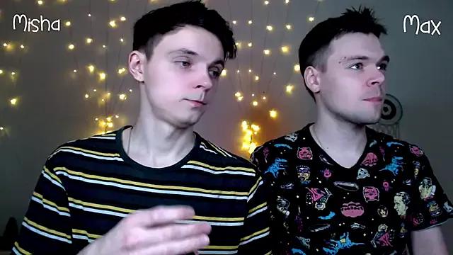 Fizz_Wood from StripChat