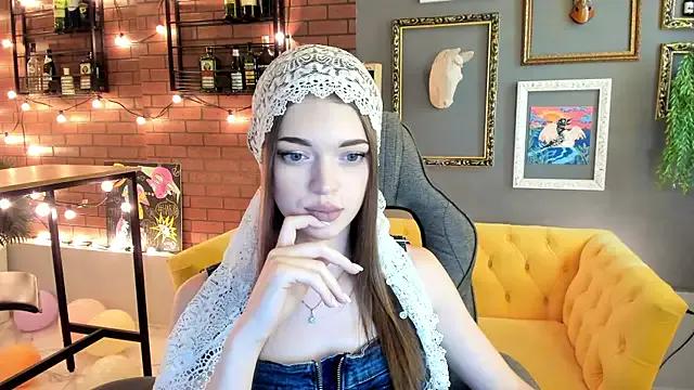 FlexyFox from StripChat is Freechat
