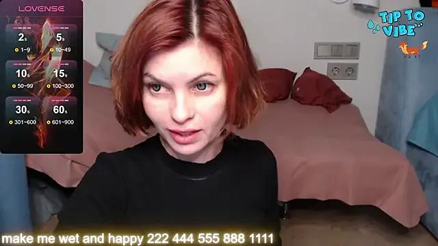 Fluffy_Tail from StripChat