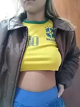 fofinhaa12 from StripChat