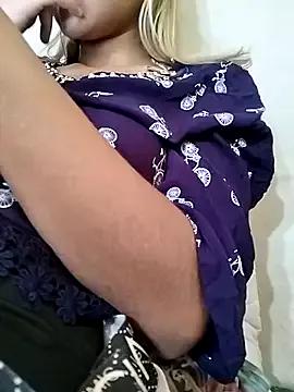 fofinhaa12 from StripChat