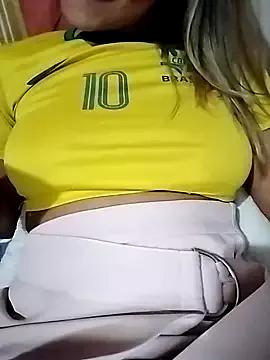 fofinhaa12 from StripChat