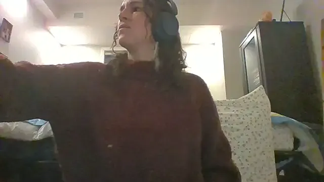 forbiddenbabygirl from StripChat is Freechat